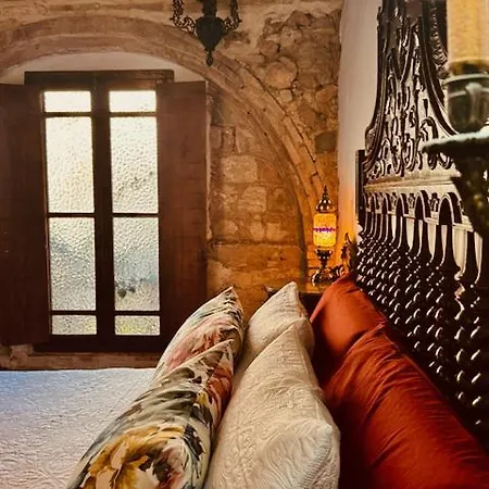 Courtyard * Oliva