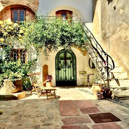 Guest house Courtyard Oliva